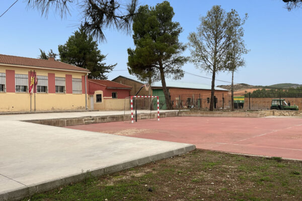 escuelas-2-albaladejodelcuende